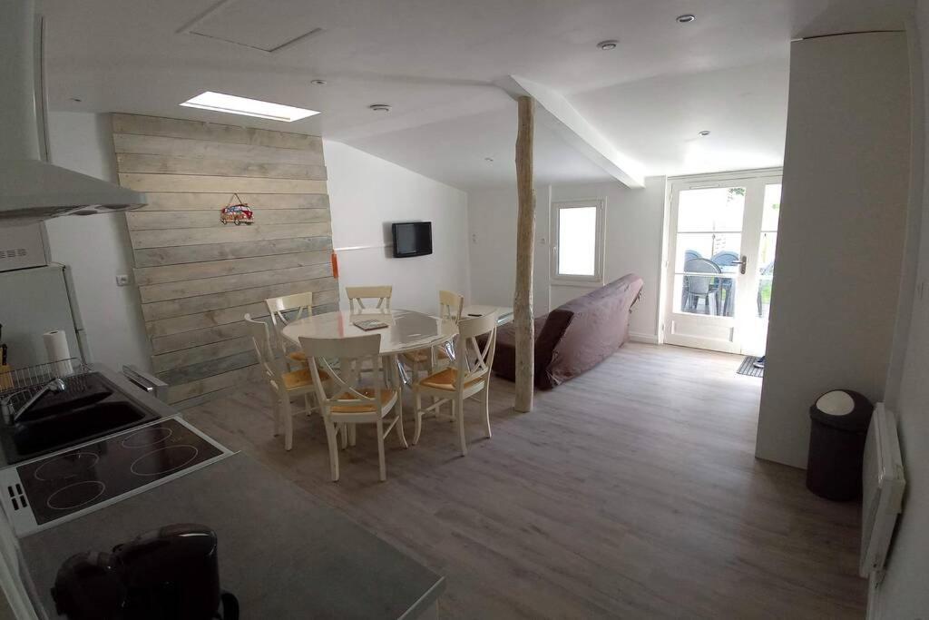 Maison Aux Mathes Ле-Мат Экстерьер фото